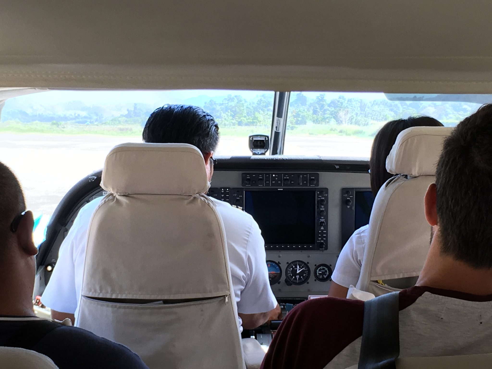Air Juan pilots