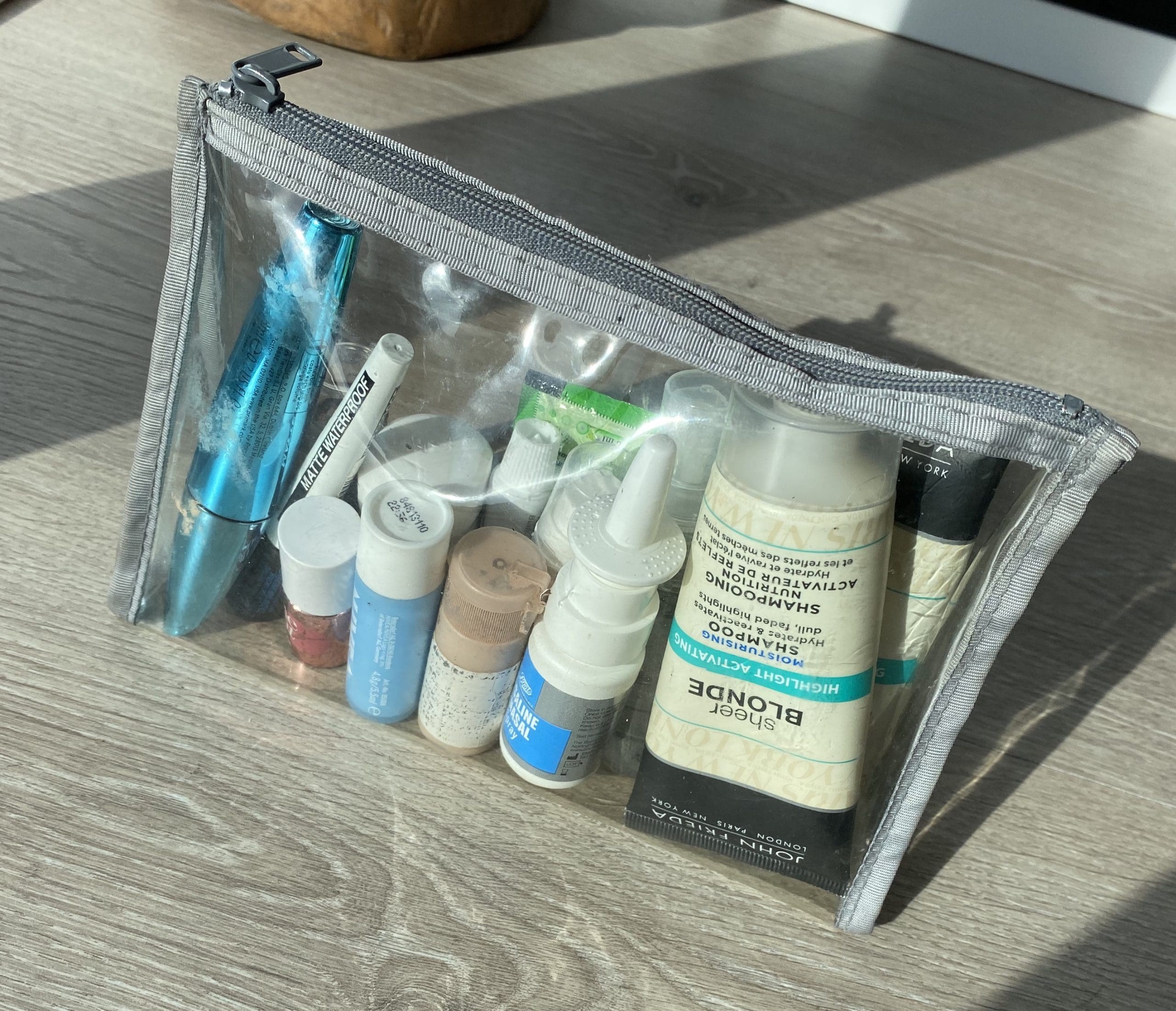 travel pack for liquids