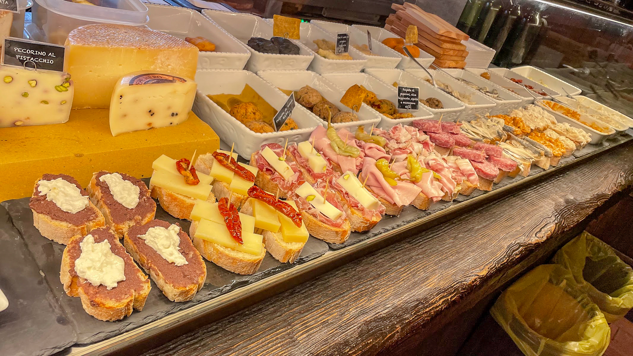 Cicchetti and Chats - Eatwith Venice Food Tour Review