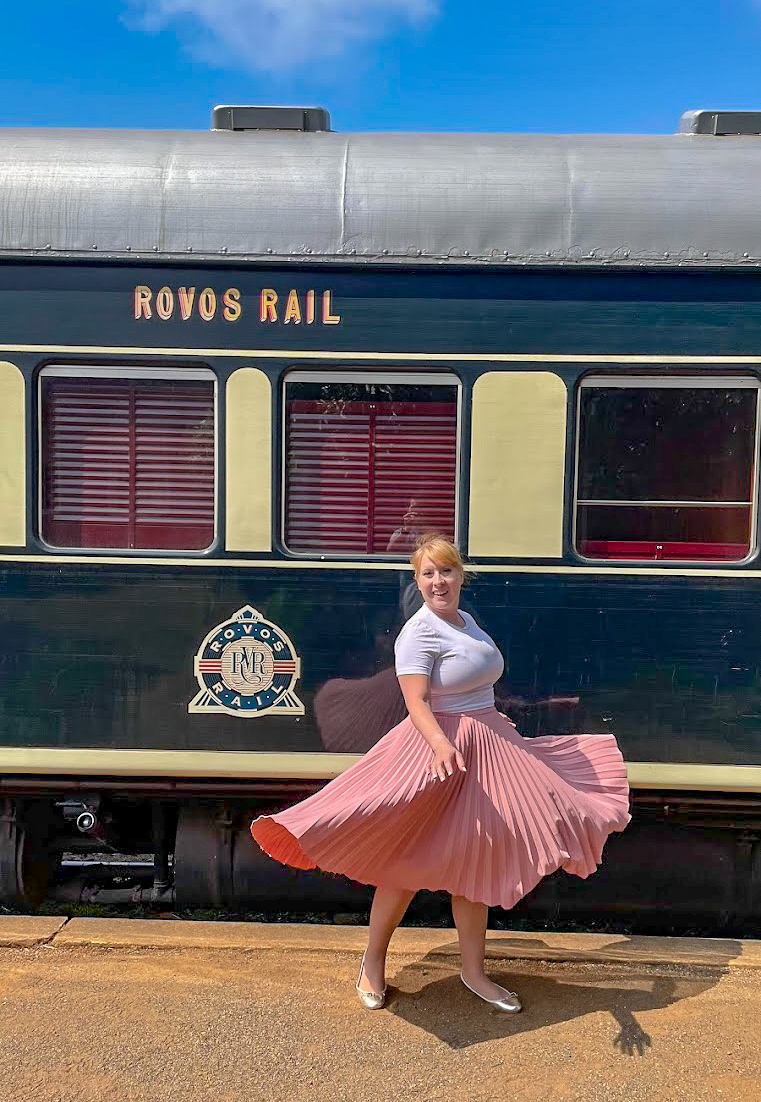 Four nights of elegance, adventure and romance. Join us for a full review of our time travelling with Rovos Rail from Pretoria to Victoria Falls.