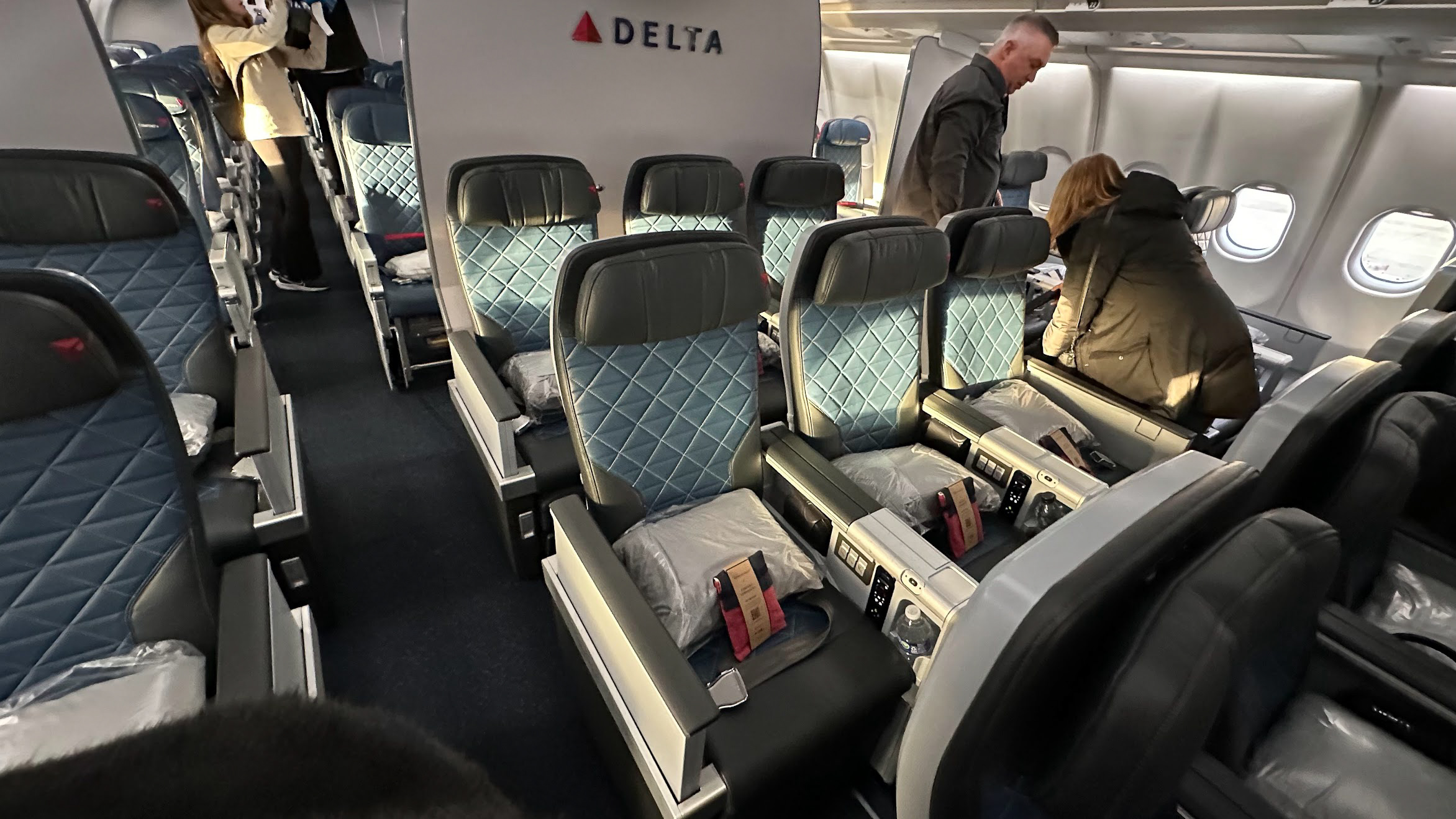 A Review of Delta 330-200 Premium Select LHR - BOS - Flying Fluskey